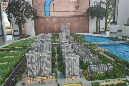 台儿庄丰元小区3室2厅1卫带33平大车库